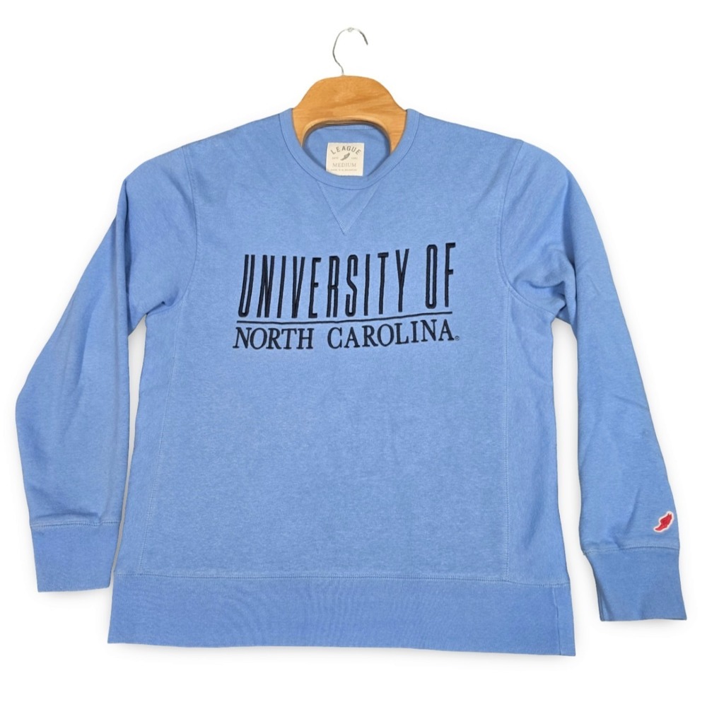 UNC Tar Heels League Sweatshirt Mens Medium North Carolina Blue Embroidered Crew
